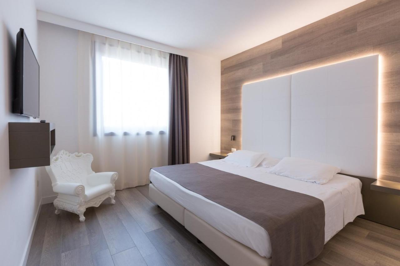 City Hotel & Suites Фолиньо Экстерьер фото