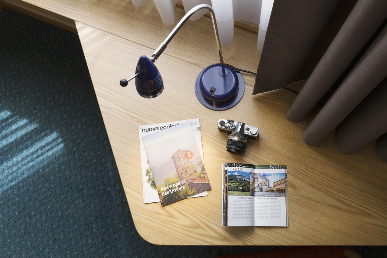 City Hotel & Suites Фолиньо Экстерьер фото